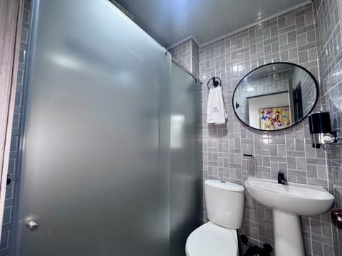 Classic Double or Twin Room, City View | Bathroom | Shower, towels, soap, shampoo