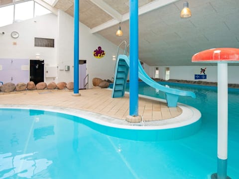 House | Pool