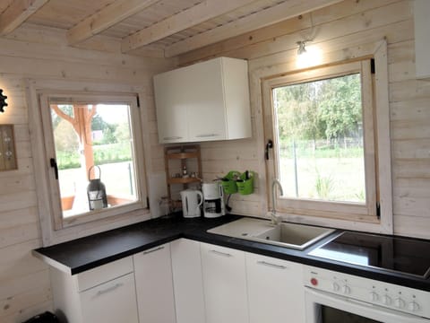 House | Private kitchen | Electric kettle, toaster