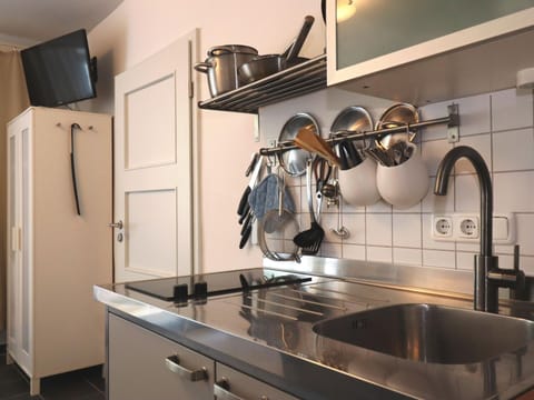 Apartment | Private kitchen | Electric kettle