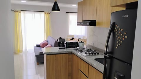 Apartment, 2 Bedrooms, Accessible, City View | Interior