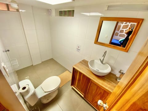 Standard Double Room, Garden View | Bathroom | Towels, soap, toilet paper