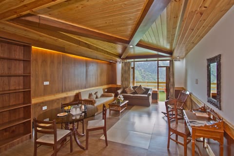 Manali Club Suite | Premium bedding, desk, iron/ironing board, rollaway beds