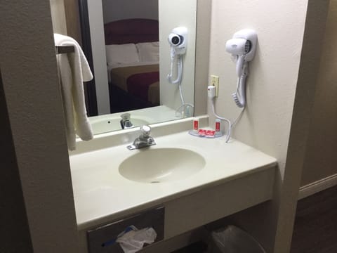 Standard Room, 2 Queen Beds, Non Smoking | Bathroom sink