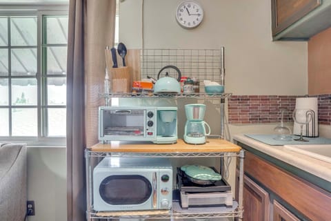 Apartment (0 Bedroom) | Interior