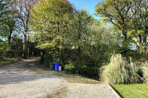 House | Property grounds