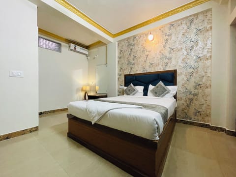 Standard Double Room | Desk, free WiFi