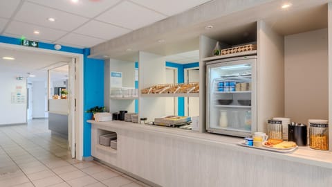 Daily buffet breakfast (EUR 8.90 per person)