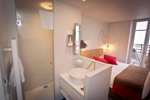 Standard Double Room, Terrace, Sea View | In-room safe, desk, blackout drapes, soundproofing