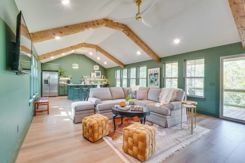 House (2 Bedrooms) | Front of property