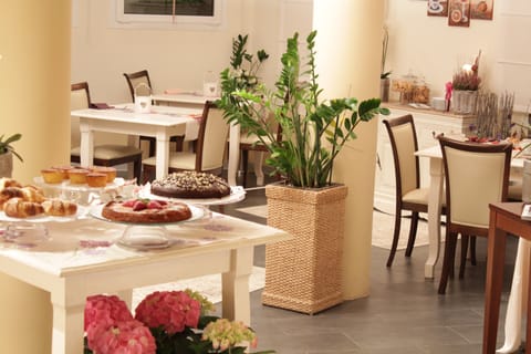 Daily buffet breakfast (EUR 5 per person)