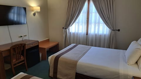 Standard Twin Room | Free WiFi, bed sheets