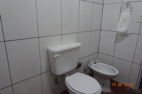 Triple Room | Bathroom | Free toiletries, hair dryer, towels, soap