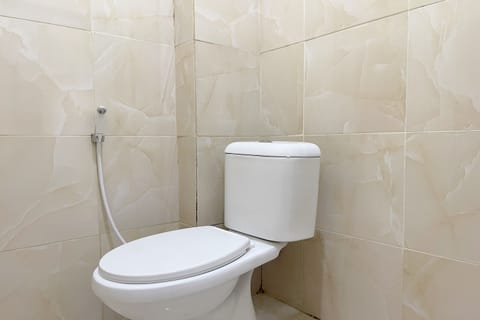 Standard Suite | Bathroom | Shower, bidet