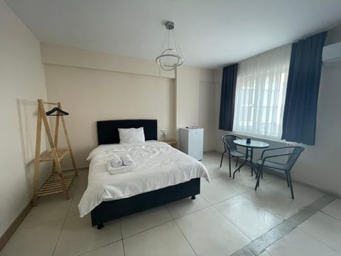 Standard Room | Desk, free WiFi