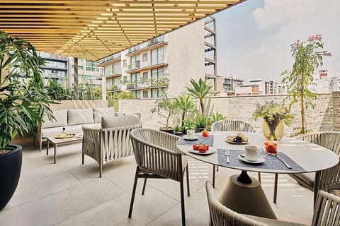 Business Apartment | Terrace/patio