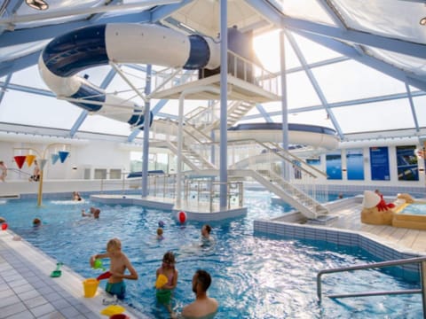 House | Pool