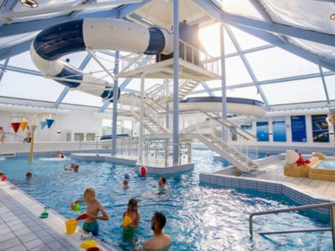 House | Pool