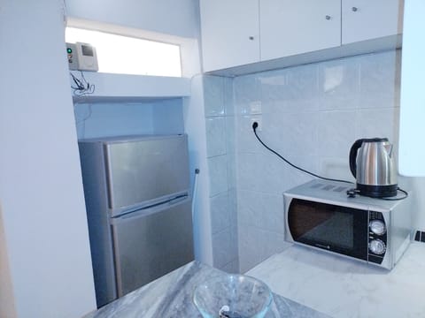 Apartment, 1 Bedroom, Smoking, Balcony | Private kitchen