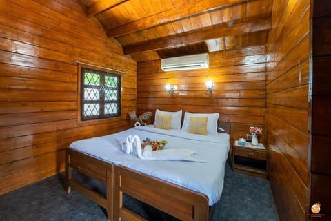 Deluxe Cottage, Sea View | Free WiFi, bed sheets