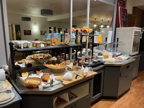 Daily continental breakfast for a fee