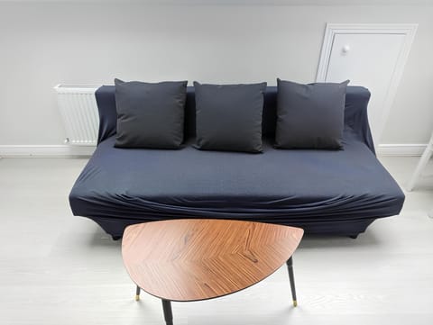 Double Room, 1 King Bed with Sofa bed, Courtyard View | Desk, laptop workspace, free WiFi