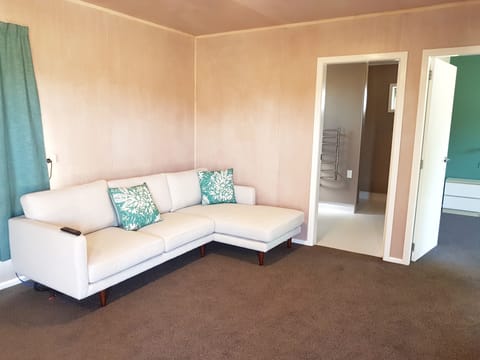 Apartment, 2 Bedrooms, Park View | Living area