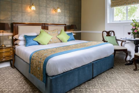 Individually decorated, blackout drapes, iron/ironing board, free WiFi