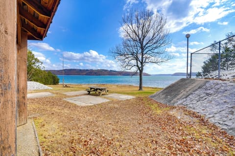 Apartment (0 Bedroom) | Interior