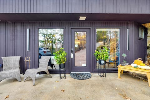 Apartment (0 Bedroom) | Interior