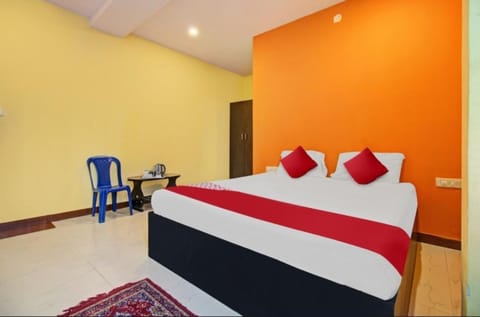 Deluxe Double Room, Multiple Bedrooms, City View | Free WiFi, bed sheets