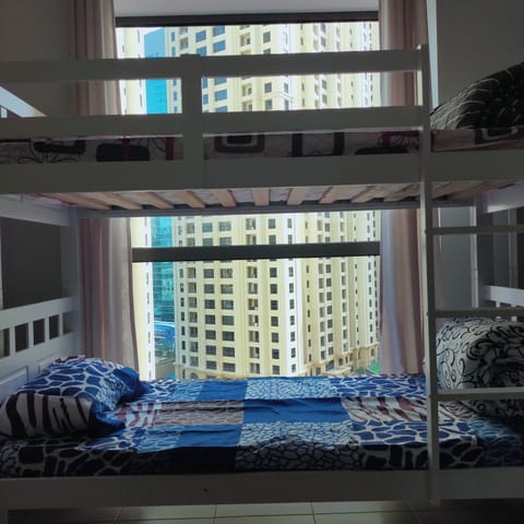 Comfort Apartment, Balcony, City View | 2 bedrooms, in-room safe, free WiFi