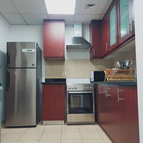 Comfort Apartment, Balcony, City View | Private kitchen