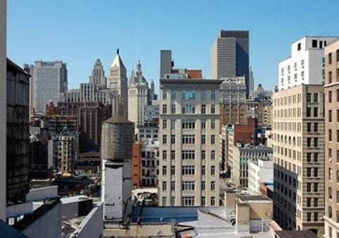 Standard Room, 1 Queen Bed | City view