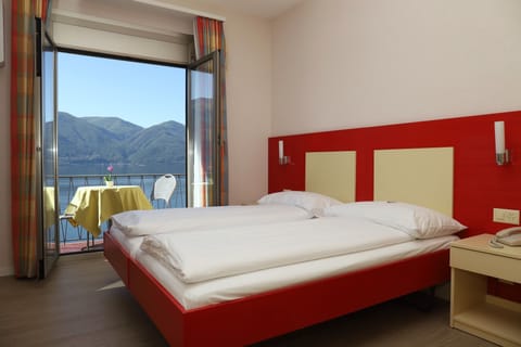 Comfort Double Room, Balcony, Lake View | In-room safe, free WiFi, bed sheets