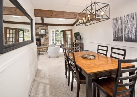 Condo, 3 Bedrooms | Dining