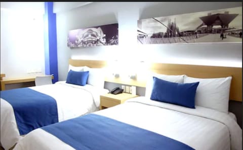 Standard Double Room | Free WiFi, bed sheets