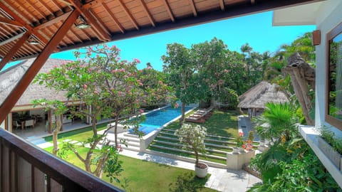 Luxury Villa, Pool View | 5 bedrooms, in-room safe