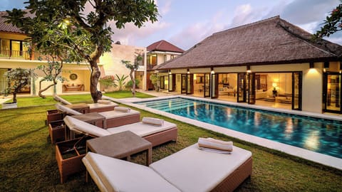 Luxury Villa, Pool View | 5 bedrooms, in-room safe