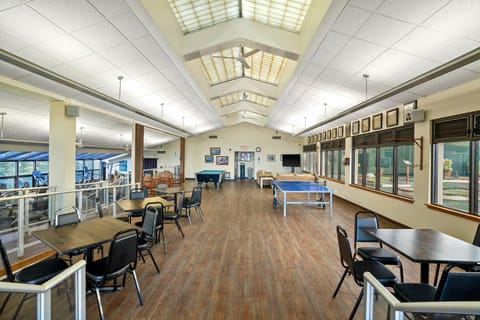 Condo, 1 Bedroom | Dining