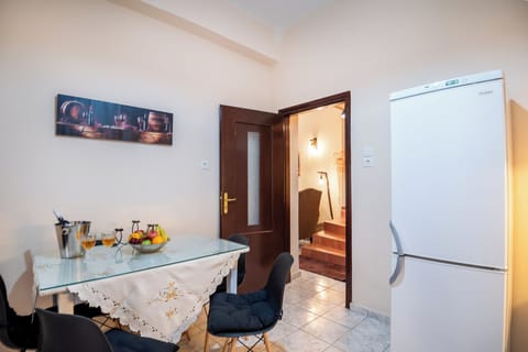 Standard House, 2 Bedrooms, Kitchen, City View | Private kitchen | Full-size fridge, oven, stovetop, cookware/dishes/utensils