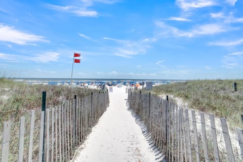 Condo, 1 King Bed with Sofa bed (Sugar Beach 335) | Beach | On the beach