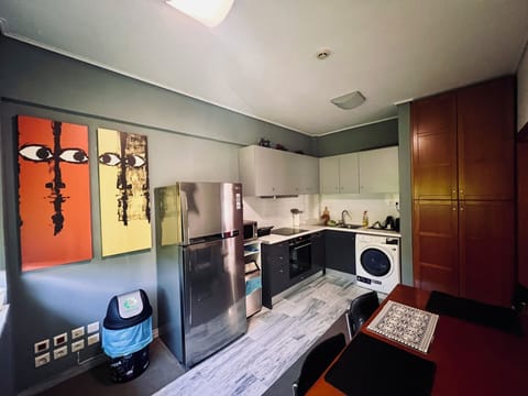 Comfort Apartment, 2 Bedrooms | Private kitchen | Full-size fridge, microwave, oven, dishwasher