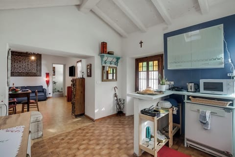 Family Studio, Mountainside (Il Nido del Ciabattino Pet Friendly) | Living area | Flat-screen TV