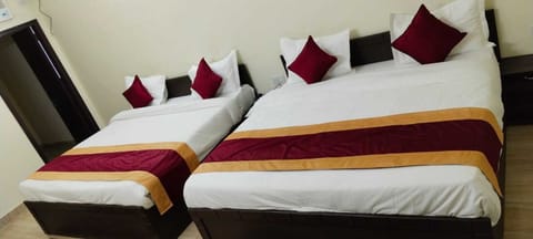 Family Quadruple Room | Free WiFi