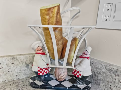 House, 1 Bedroom | Interior detail