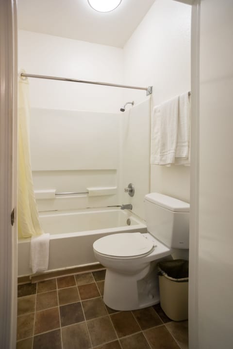 Two Double Room | Bathroom | Combined shower/tub, free toiletries, hair dryer, towels