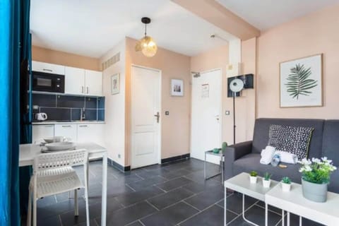 Apartment | Living area