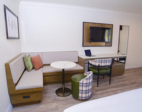 Deluxe Room, 2 Queen Beds, Non Smoking | Desk, laptop workspace, free WiFi, bed sheets