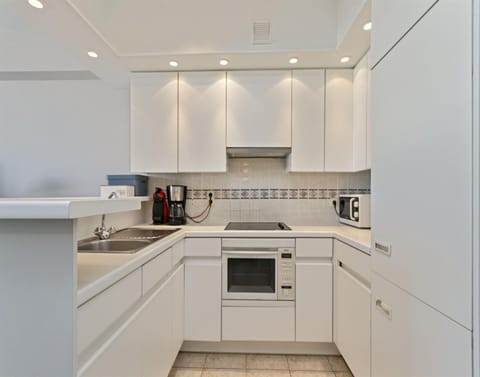 Apartment | Private kitchen | Toaster